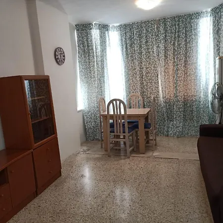 公寓 Estudio Edificio Lima-torremolinos 托雷莫利诺斯